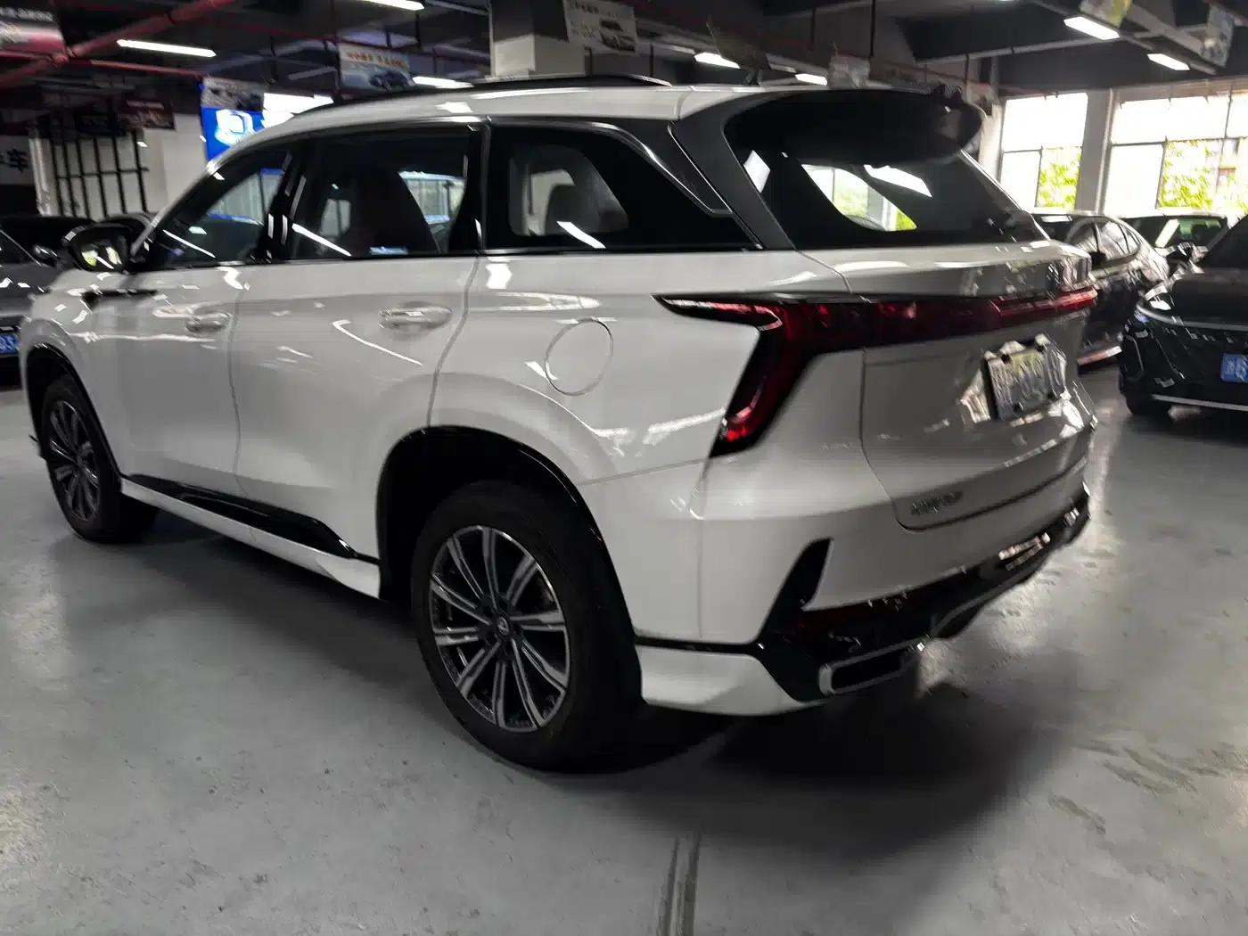 Changan CS75PLUS 2024 Model, Third Generation, Champion Edition, 1.5T Intelligent Driving and Sporty Type — миниатюра 10