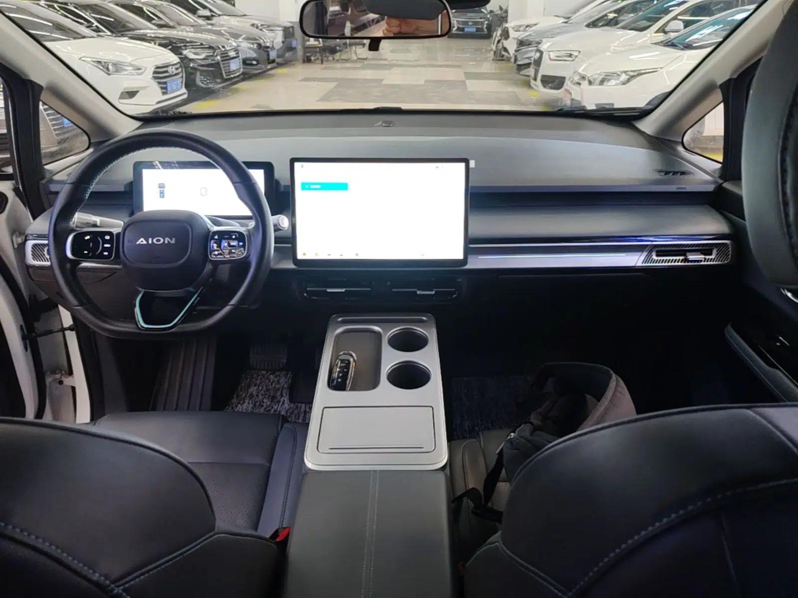 AION Y 2023 Plus 510 Smart Edition — миниатюра 12