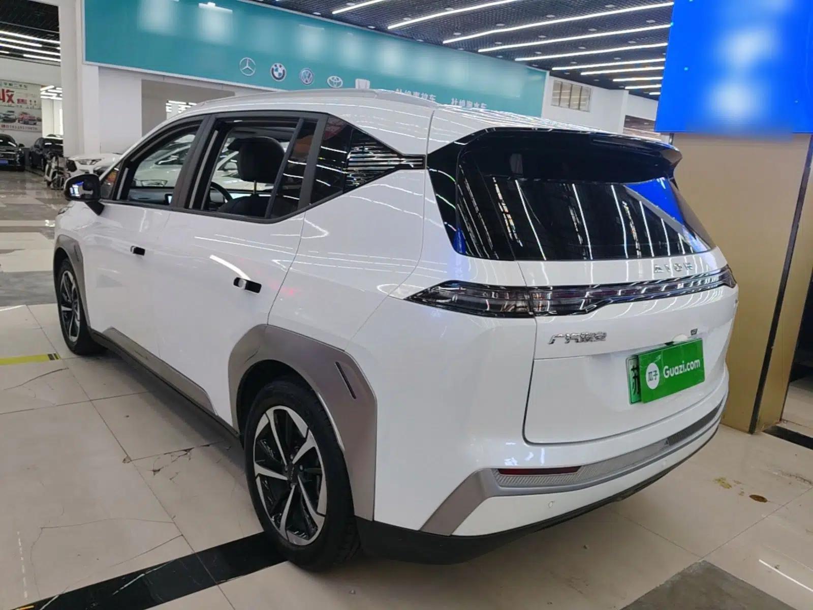 AION Y 2023 Plus 510 Smart Edition — миниатюра 4