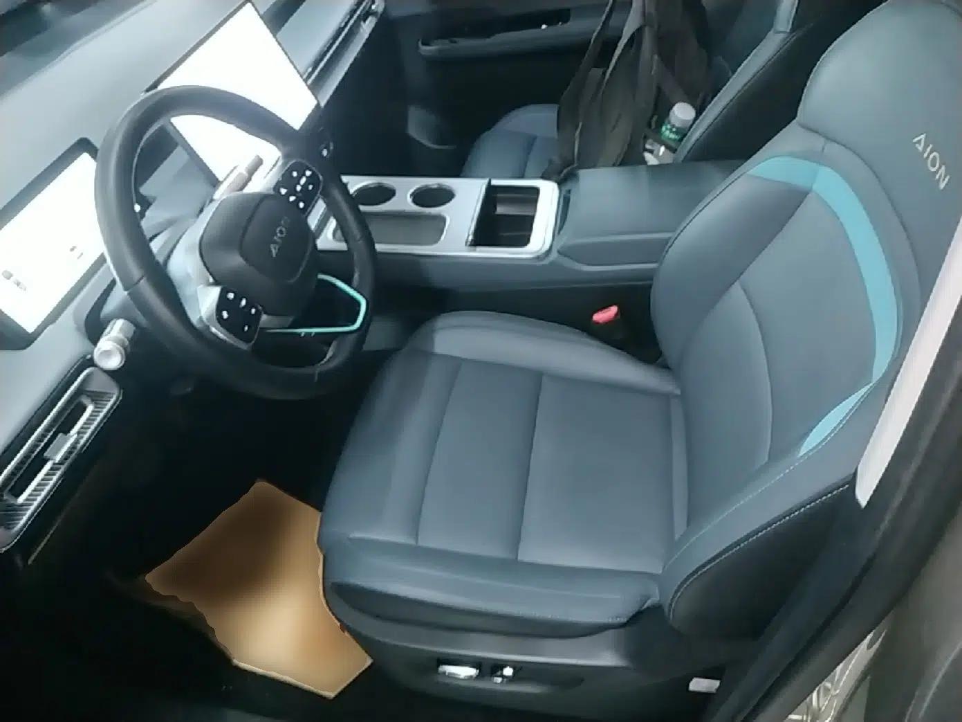 AION Y 2022 Plus 70 Smart Edition — миниатюра 17