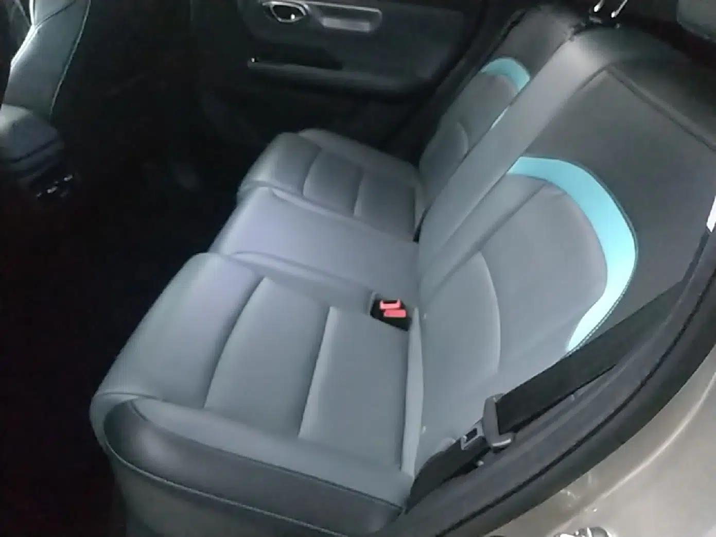 AION Y 2022 Plus 70 Smart Edition — миниатюра 20