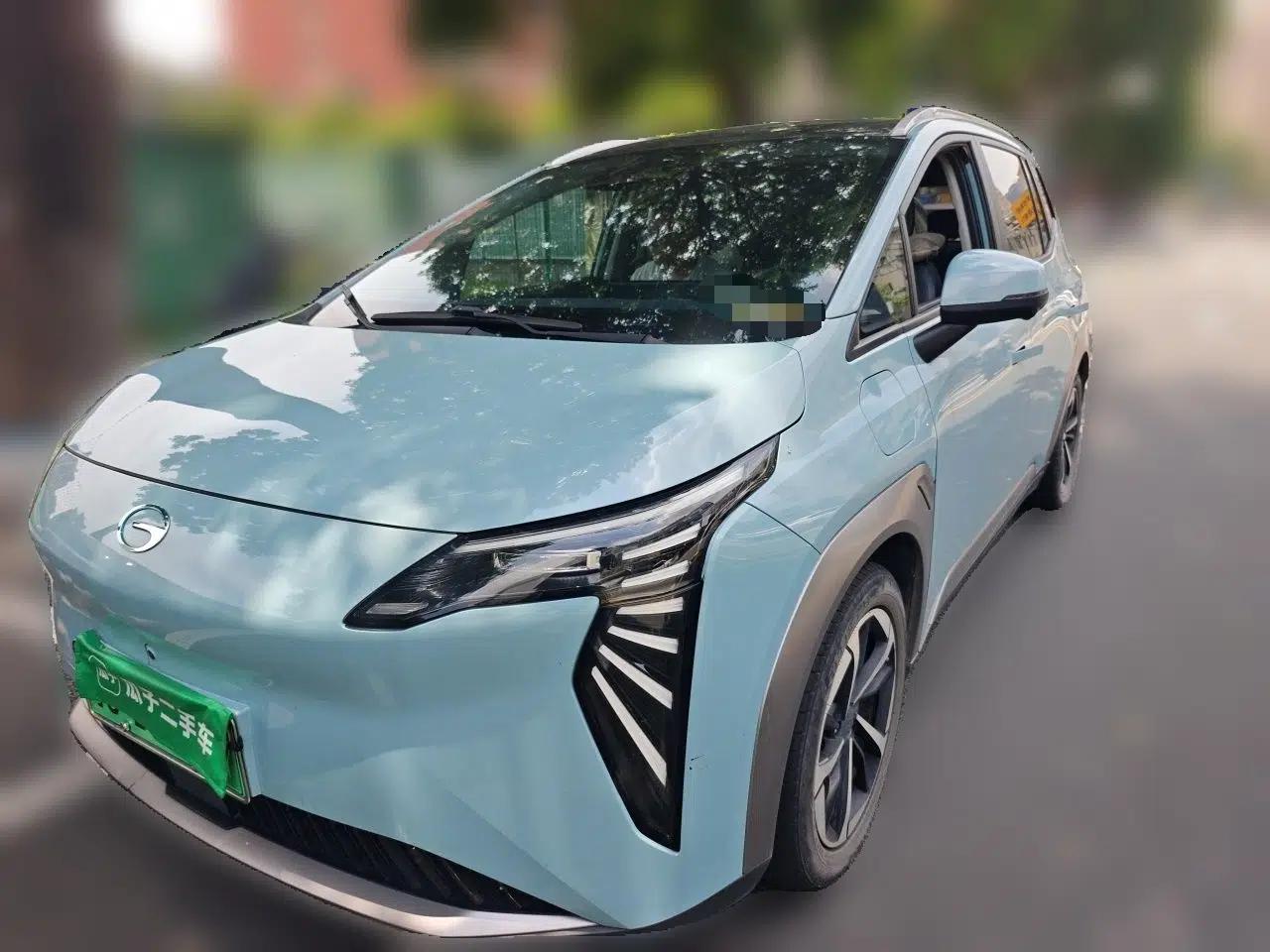 AION Y 2022 Plus 70 Smart Edition — миниатюра 1