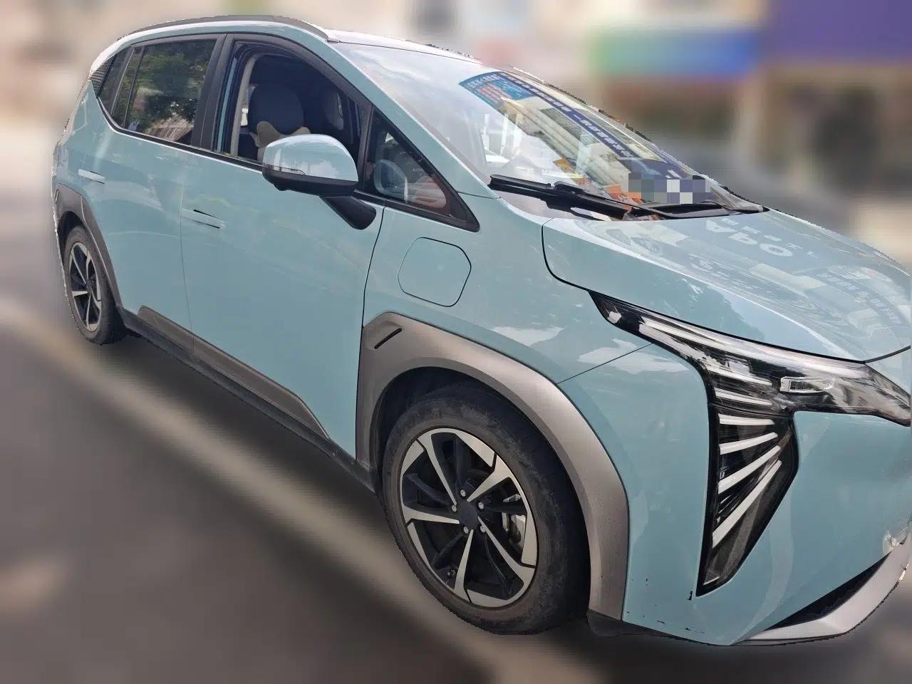 AION Y 2022 Plus 70 Smart Edition — миниатюра 3