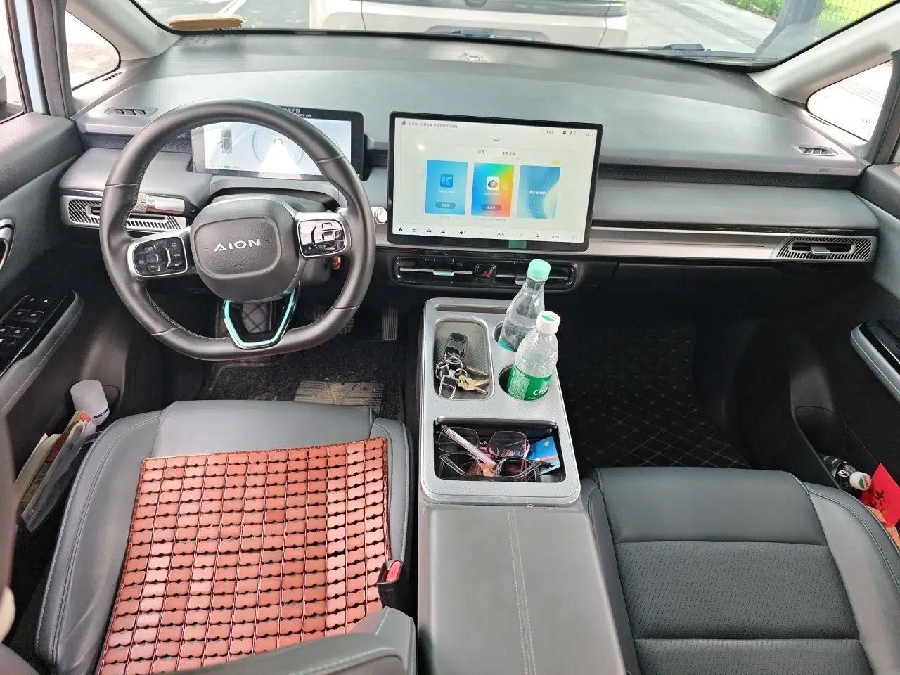 AION Y 2022 Plus 70 Smart Edition — миниатюра 9