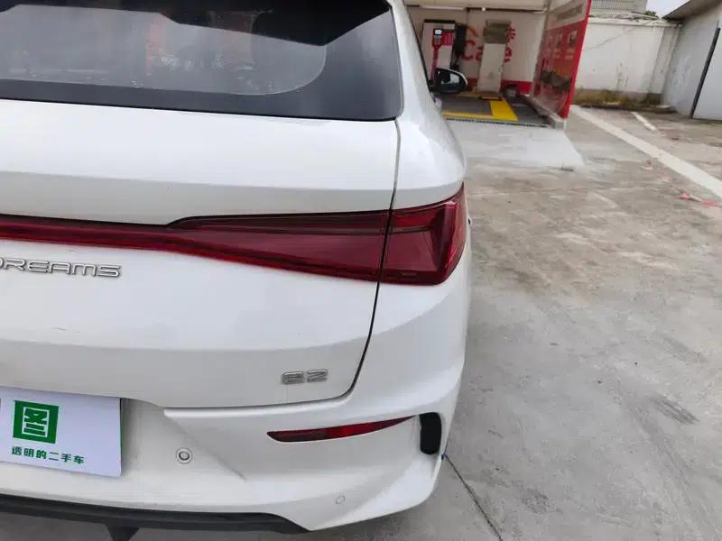 BYD e2 2021 Luxury Edition — миниатюра 20