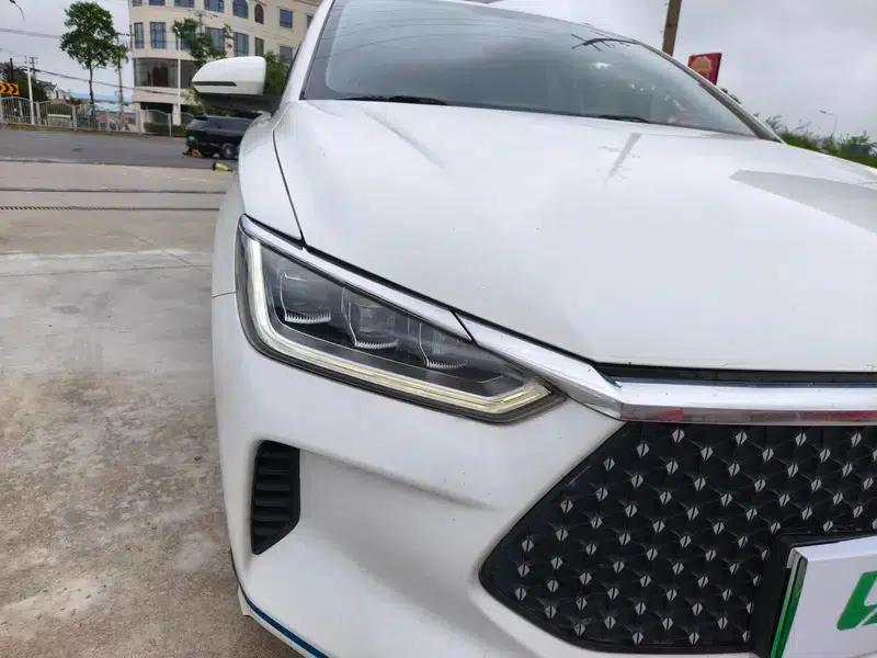 BYD e2 2021 Luxury Edition — миниатюра 8