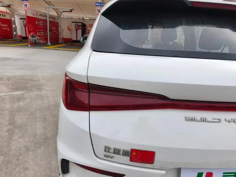 BYD e2 2021 Luxury Edition — миниатюра 9