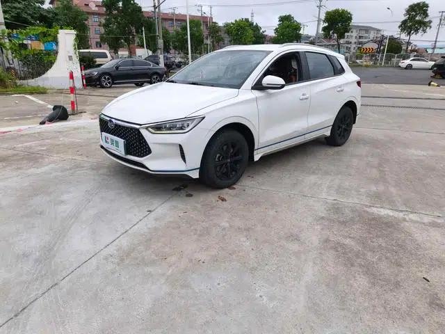 BYD e2 2021 Luxury Edition