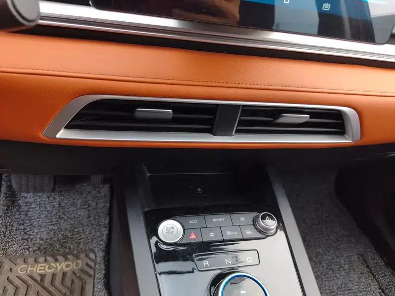 BYD e2 2021 Luxury Edition — миниатюра 13