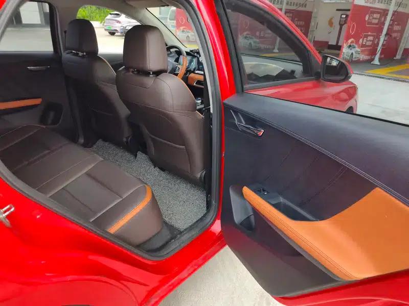 BYD e2 2021 Luxury Edition — миниатюра 32
