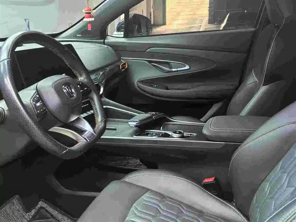 Changan UNI-T 2022 1.5T Flagship Edition — миниатюра 5