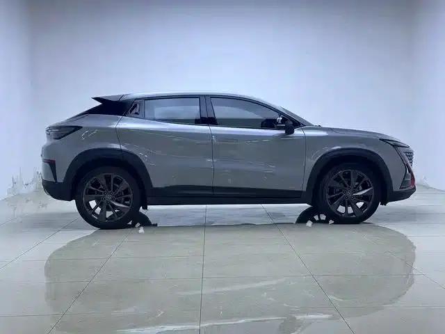 Changan UNI-T 2020 1.5T Premium Edition — миниатюра 2