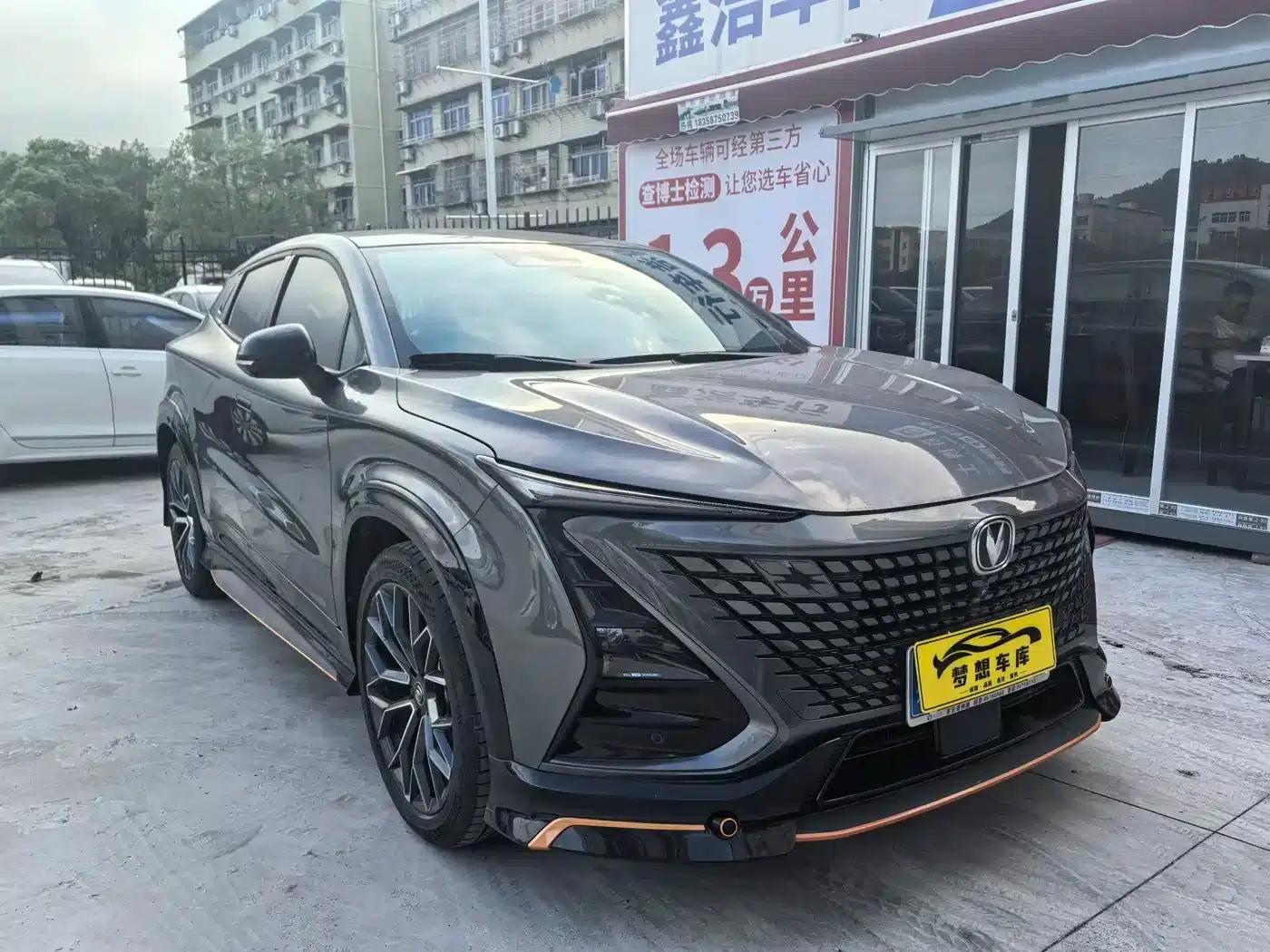 Changan UNI-T 2022 1.5T Sport Flagship Edition — миниатюра 2