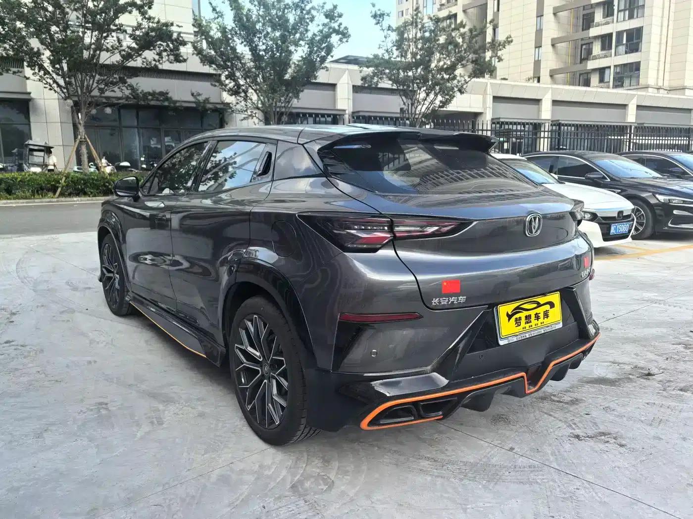 Changan UNI-T 2022 1.5T Sport Flagship Edition — миниатюра 4