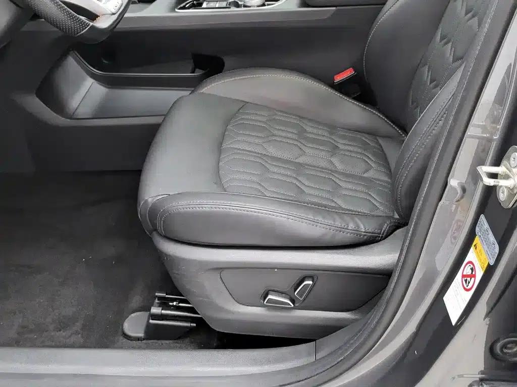 Changan UNI-T 2022 1.5T Premium Edition — миниатюра 20
