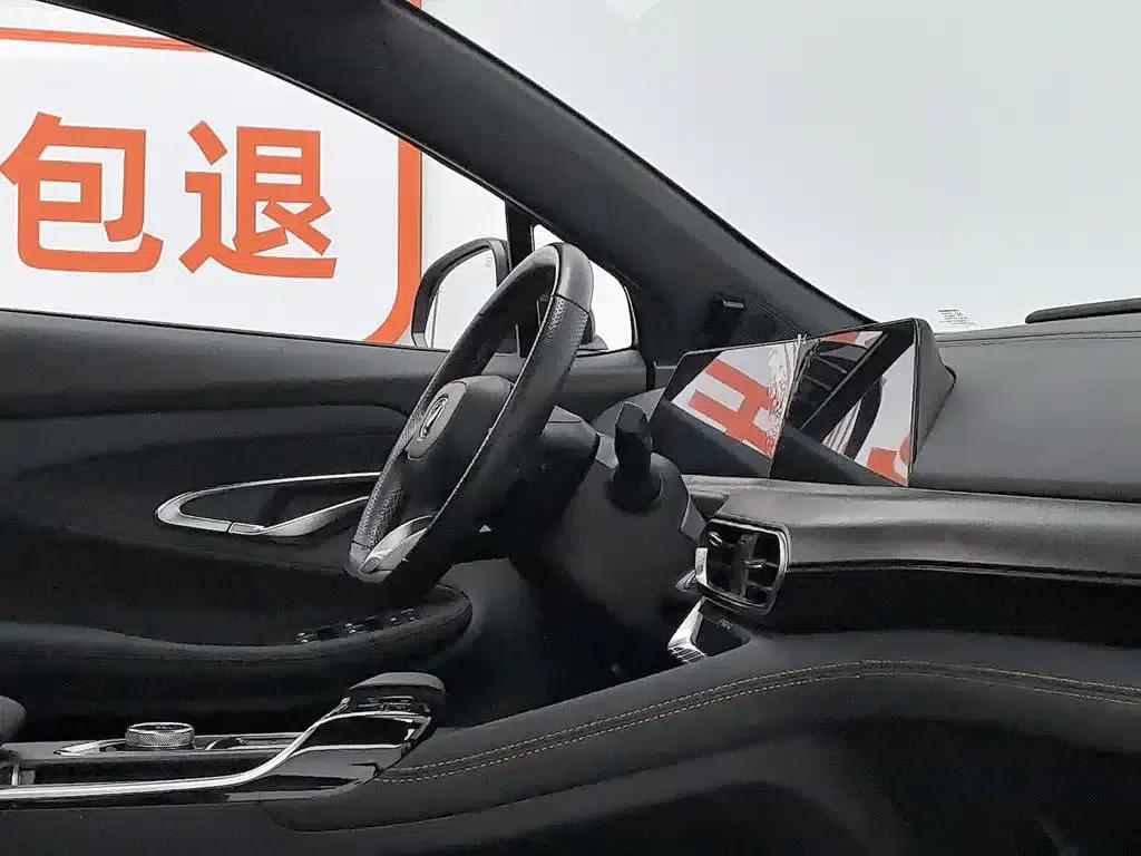Changan UNI-T 2022 1.5T Premium Edition — миниатюра 22