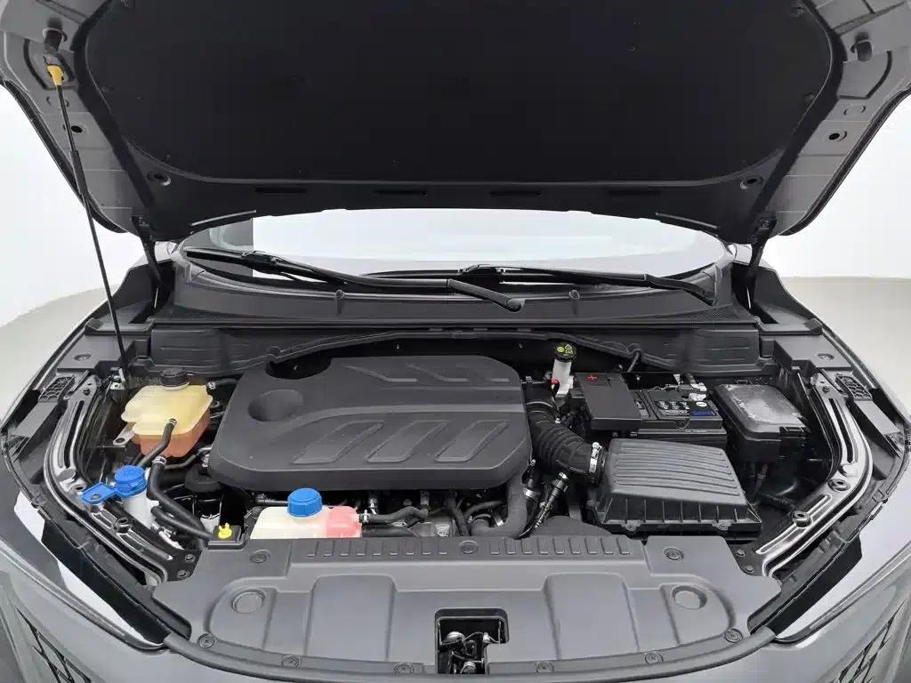 Changan UNI-T 2022 1.5T Premium Edition — миниатюра 6