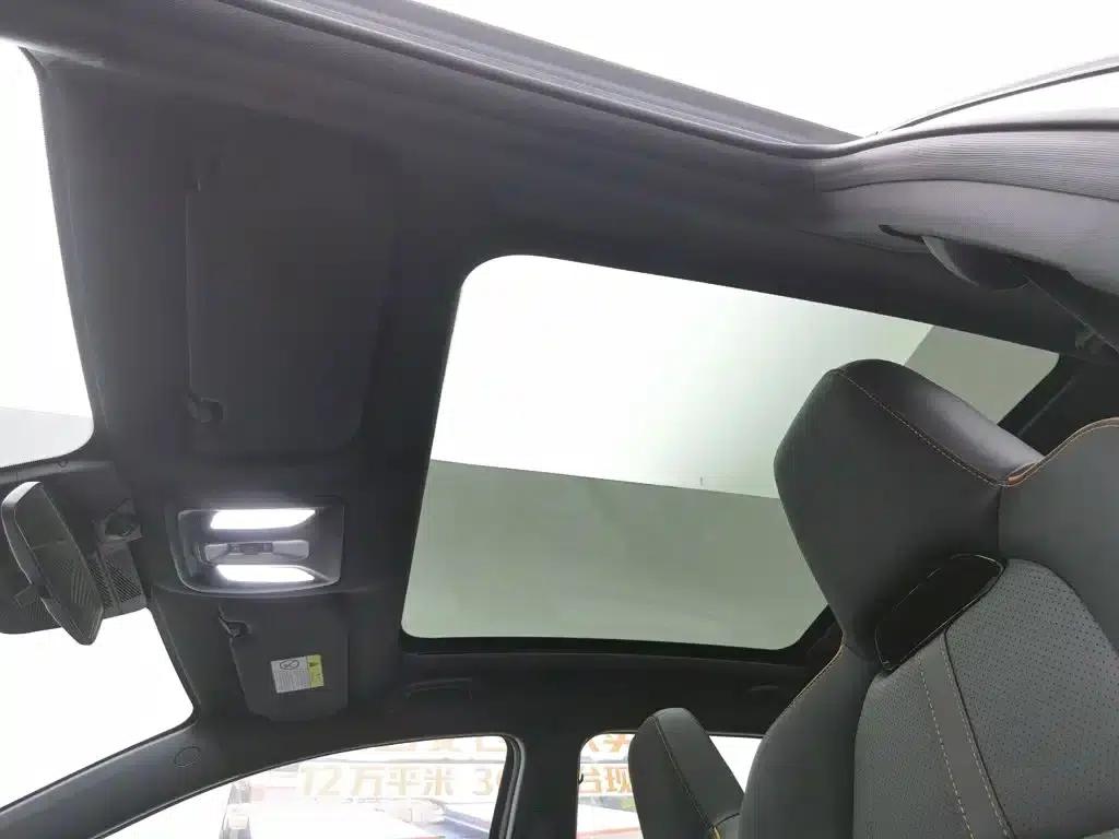 Changan UNI-T 2022 1.5T Premium Edition — миниатюра 14
