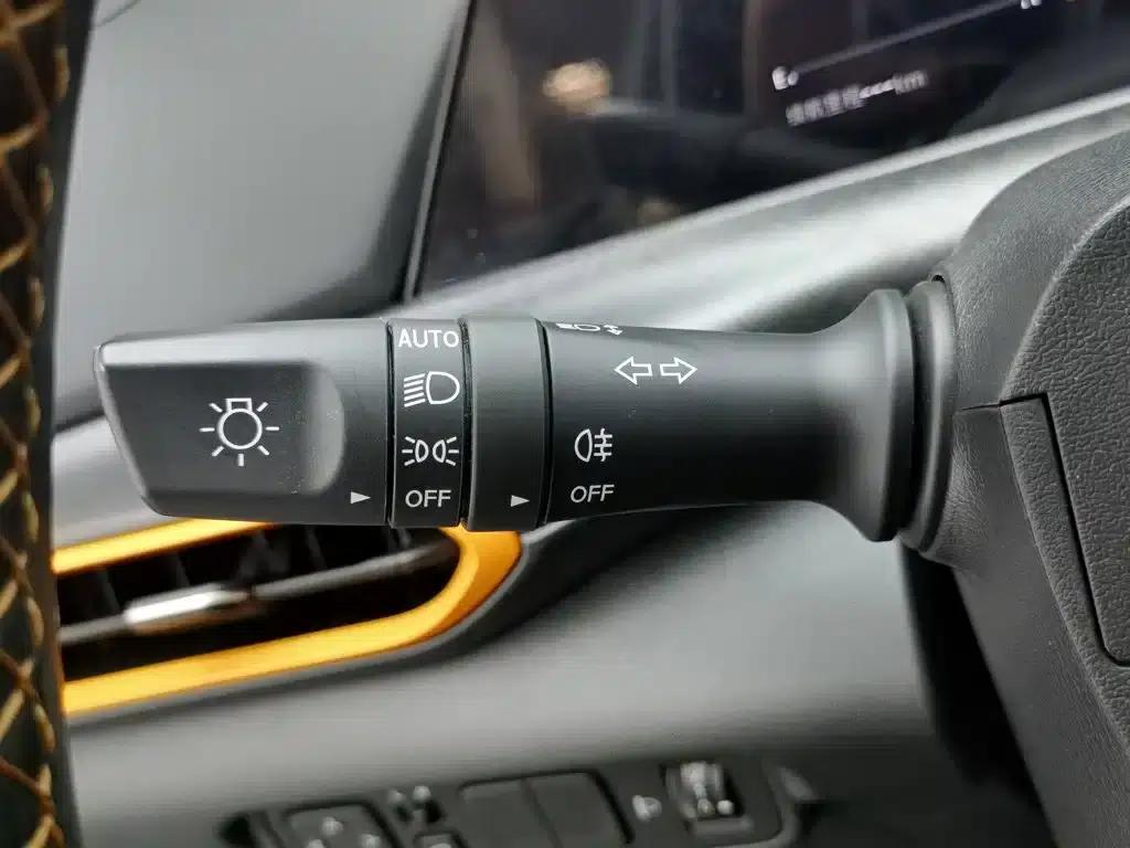 Changan UNI-T 2022 1.5T Premium Edition — миниатюра 21