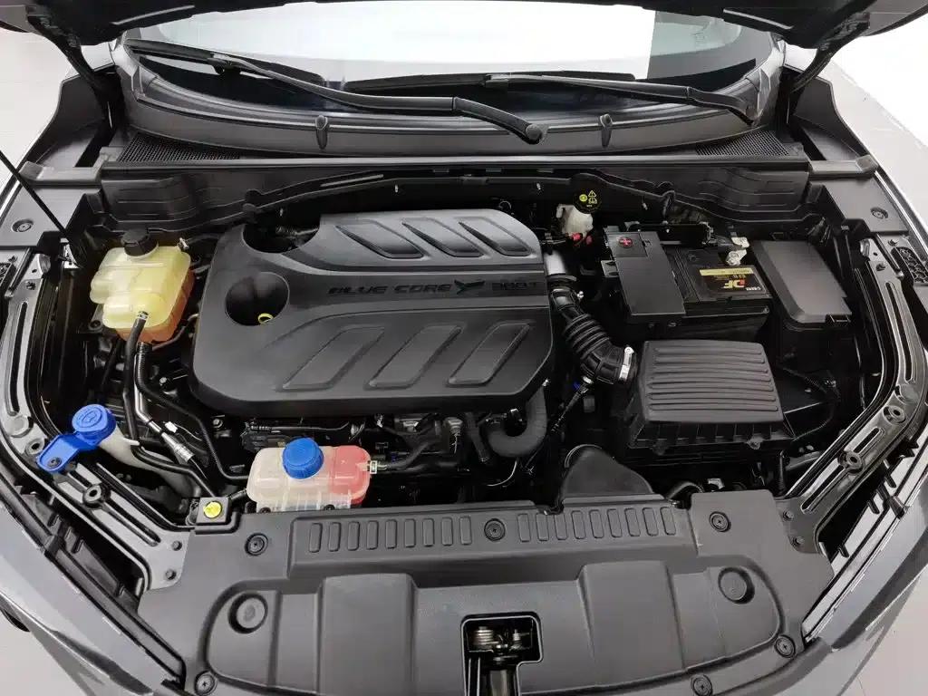 Changan UNI-T 2022 1.5T Premium Edition — миниатюра 6