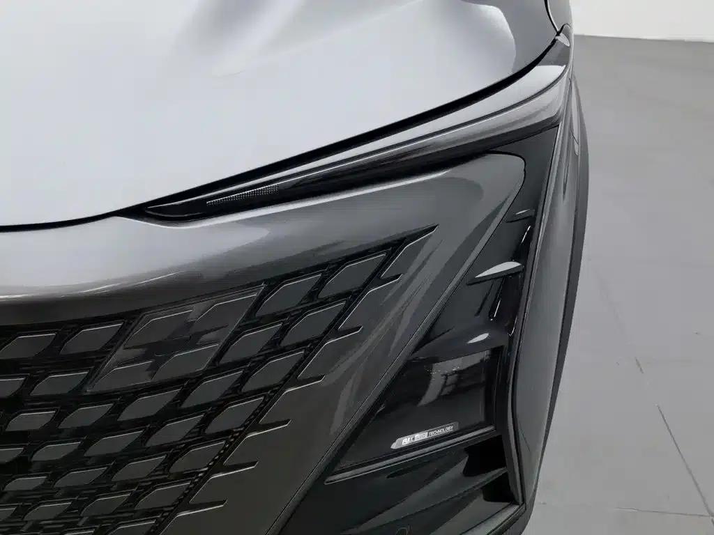 Changan UNI-T 2022 1.5T Premium Edition — миниатюра 7