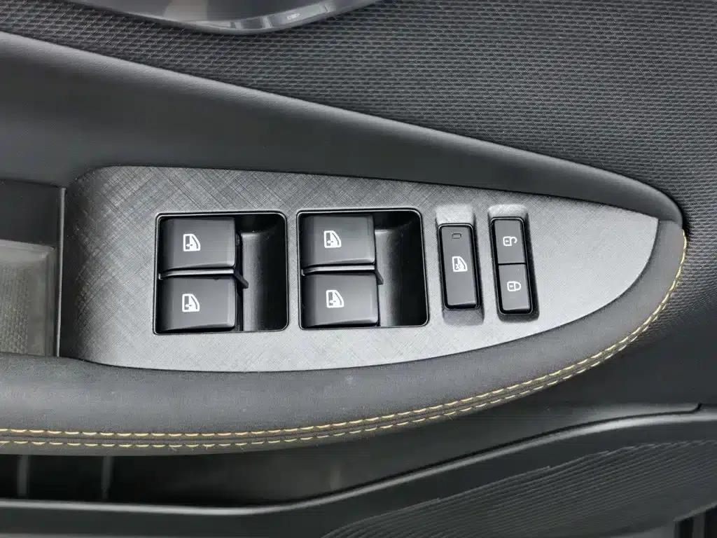 Changan UNI-T 2022 1.5T Premium Edition — миниатюра 9