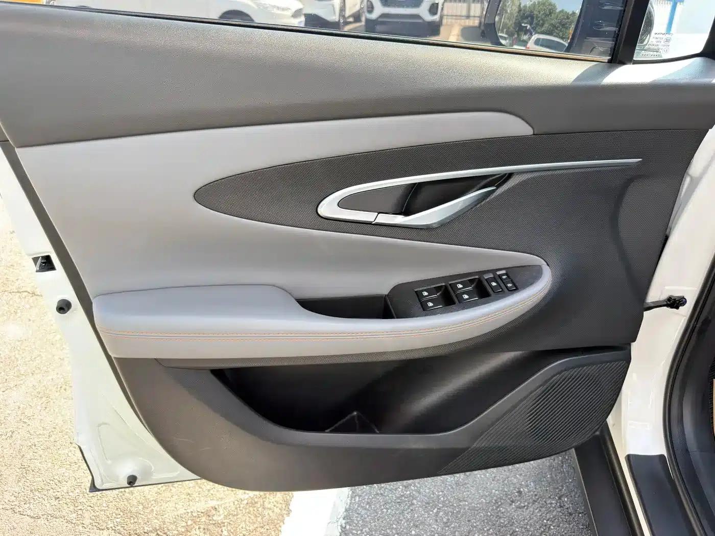 Changan UNI-T 2022 1.5T Premium Edition — миниатюра 14