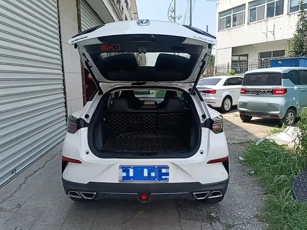 Changan UNI-T 2020 1.5T Flagship Edition — миниатюра 19