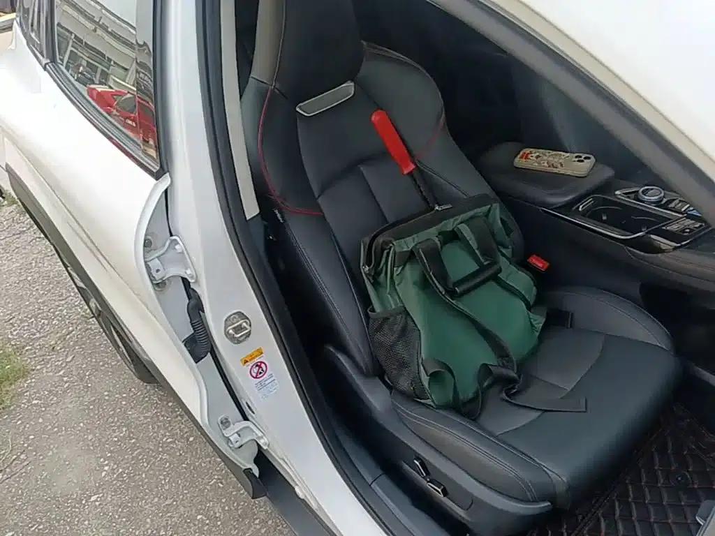 Changan UNI-T 2020 1.5T Flagship Edition — миниатюра 25