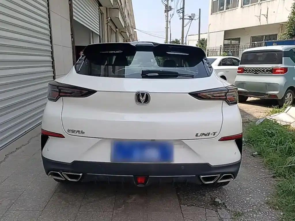 Changan UNI-T 2020 1.5T Flagship Edition — миниатюра 6