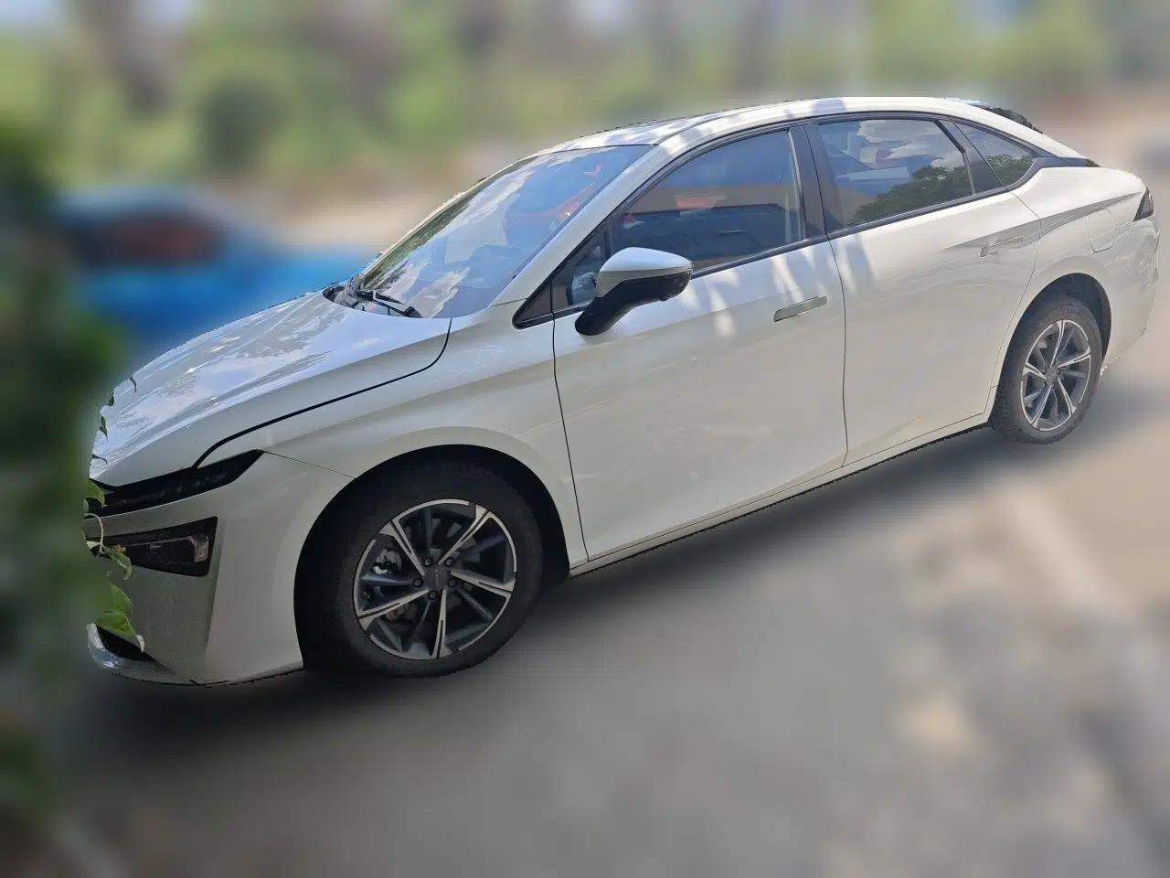 AION S MAX 2025 70 Star Edition 53.7 kWh — миниатюра 1