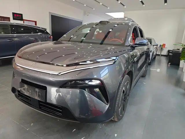Tang L DM 2025 DM-p 175KM 4WD Drone Player Edition
