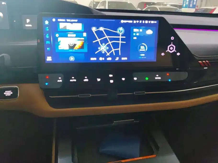 Changan UNI-K 2021 2.0T All-Wheel Drive Premium Edition — миниатюра 13