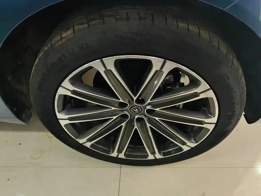 Changan UNI-K 2021 2.0T All-Wheel Drive Premium Edition — миниатюра 6