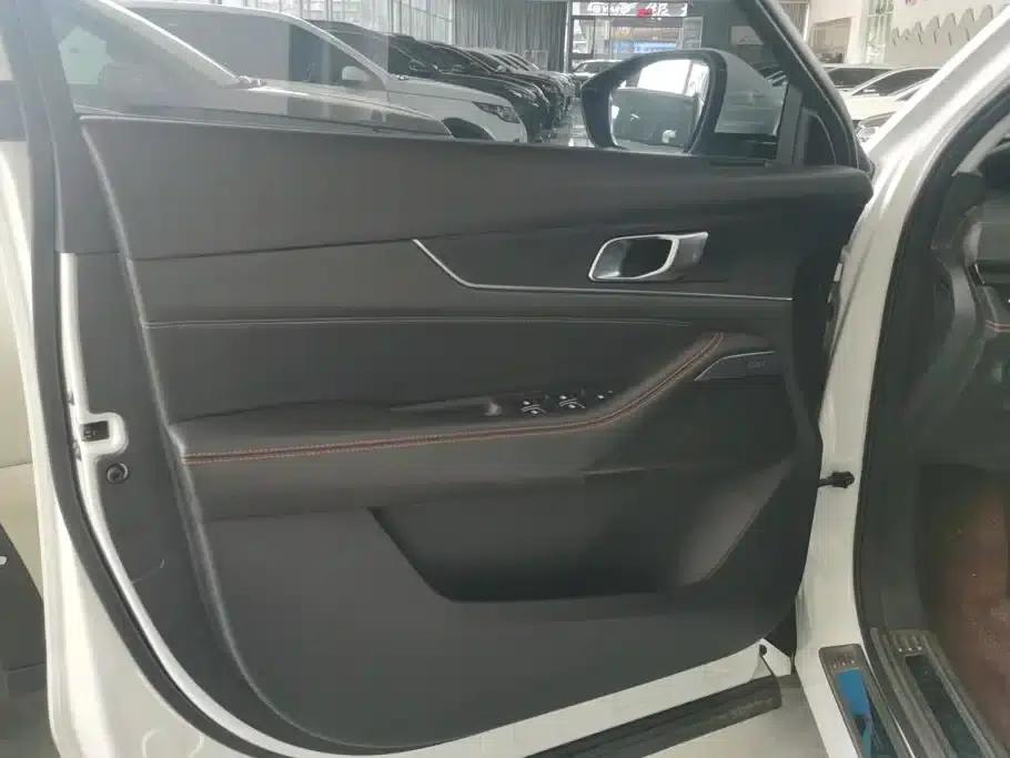 Changan UNI-K 2021 2.0T Premium Edition — миниатюра 7