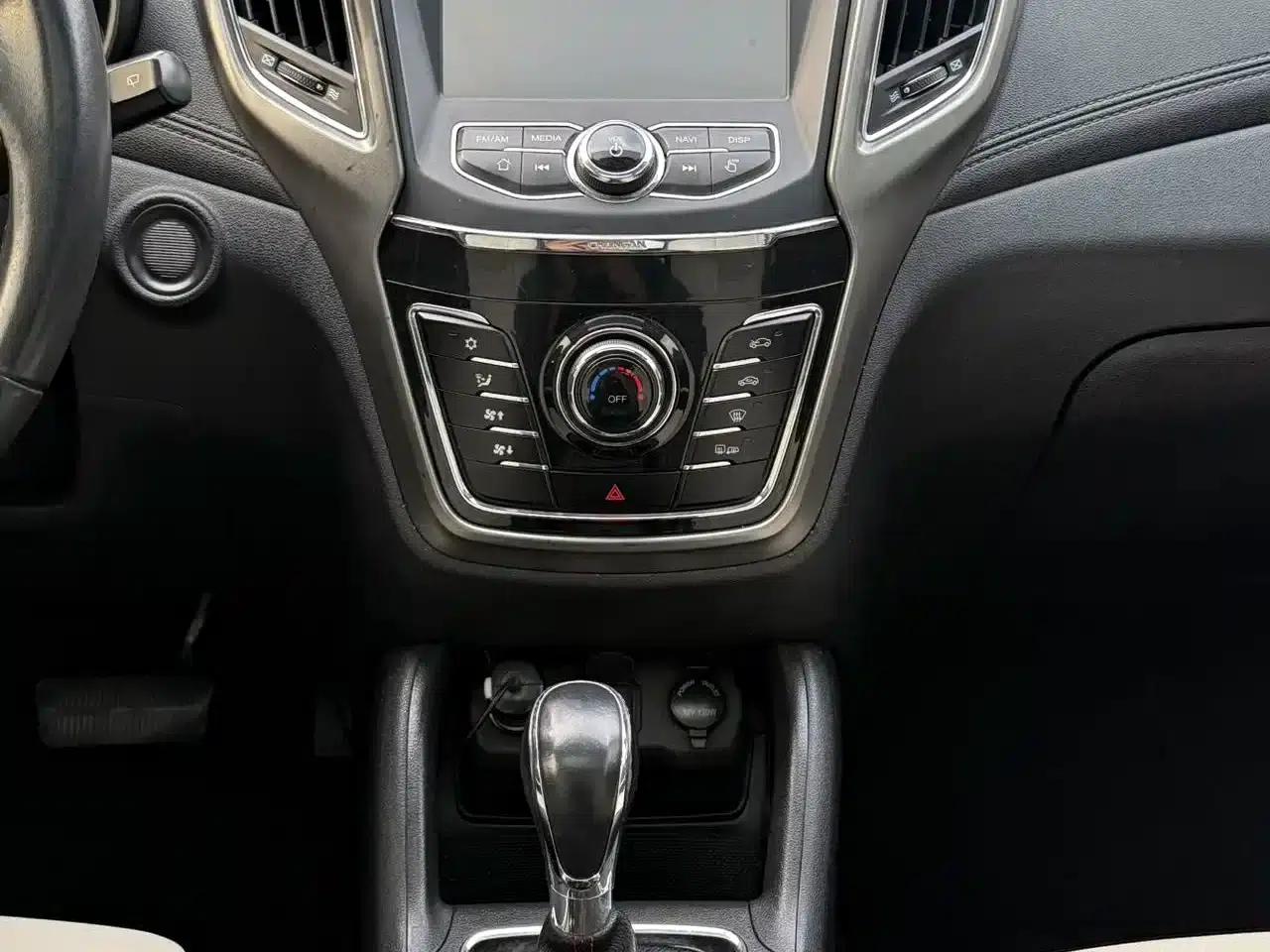 Changan CS35 2017 1.6L Automatic Deluxe Edition — миниатюра 7