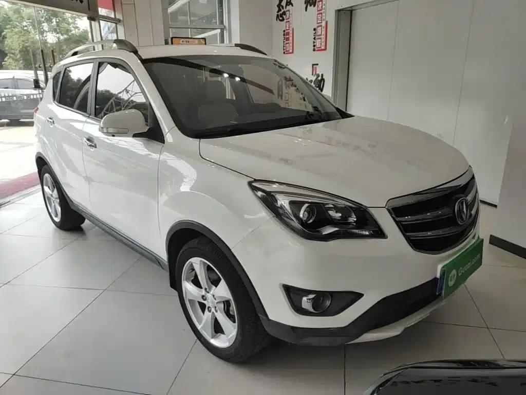 Changan CS35 2017 1.6L Manual Premium Edition — миниатюра 4