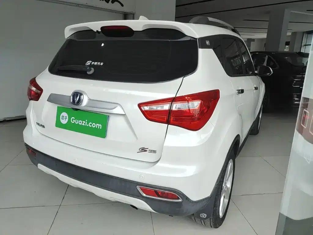 Changan CS35 2017 1.6L Manual Premium Edition — миниатюра 7