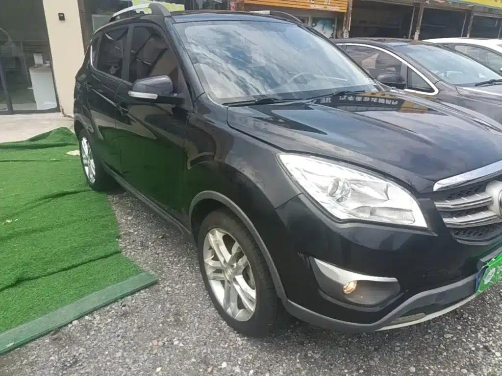 Changan CS35 2016 1.6L Automatic Deluxe (National V Emission Standard) — миниатюра 4