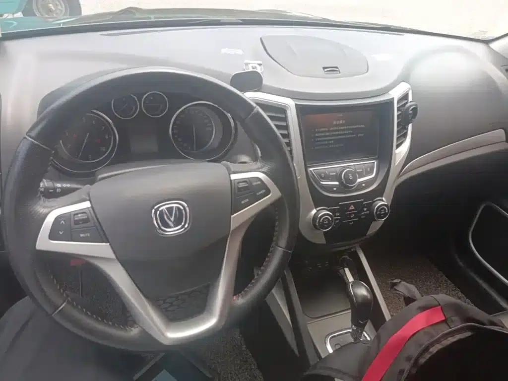 Changan CS35 2016 1.6L Automatic Deluxe (National V Emission Standard) — миниатюра 10