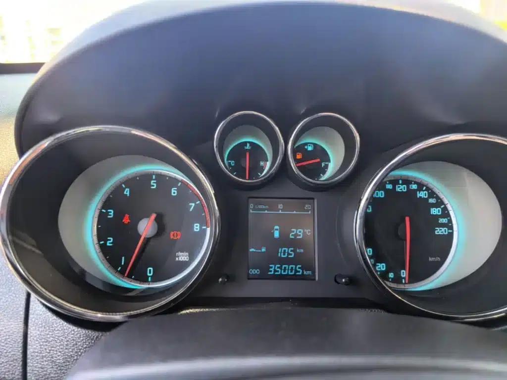 Changan CS35 2015 1.6L Manual Deluxe Edition (National IV Emission Standard) — миниатюра 12