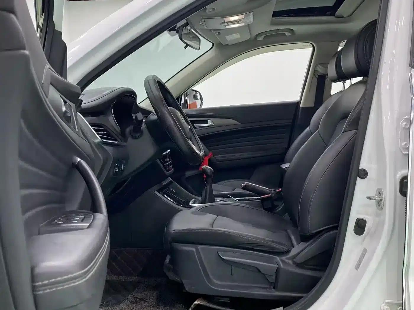 Changan CS35PLUS 2022 1.6L Manual Deluxe Edition — миниатюра 4