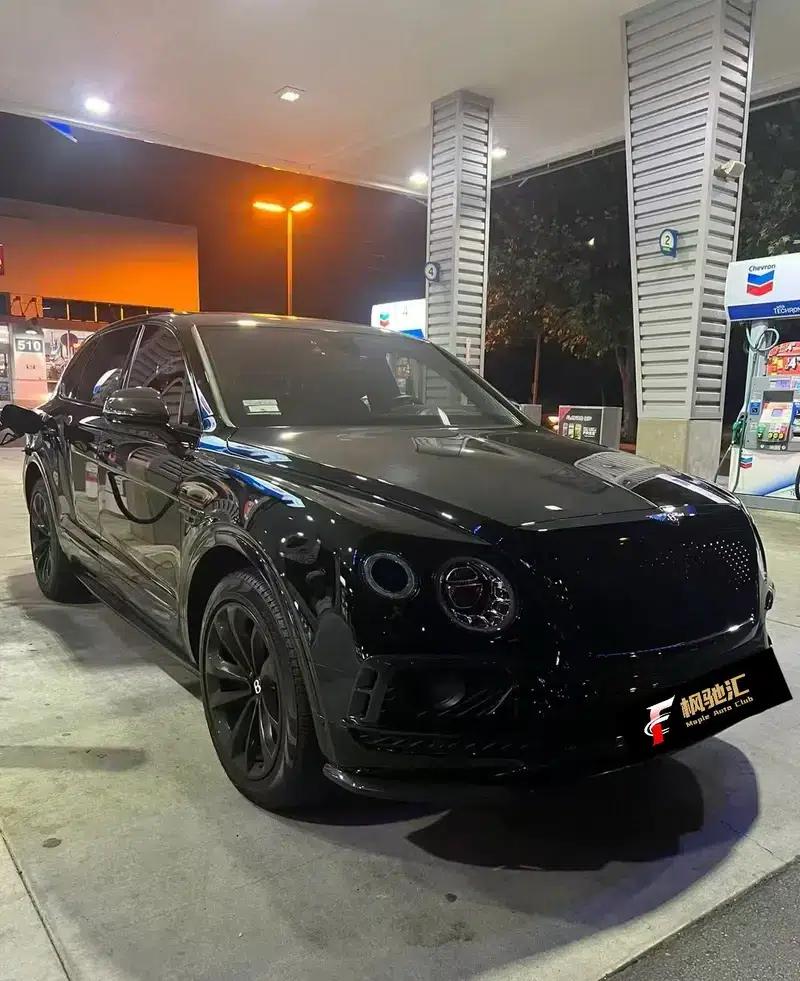 Bentayga 2021 4.0T V8 — миниатюра 2