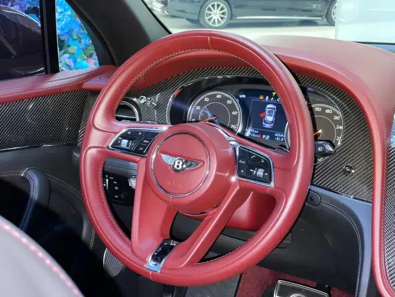 Bentayga 2018 4.0T V8 — миниатюра 18