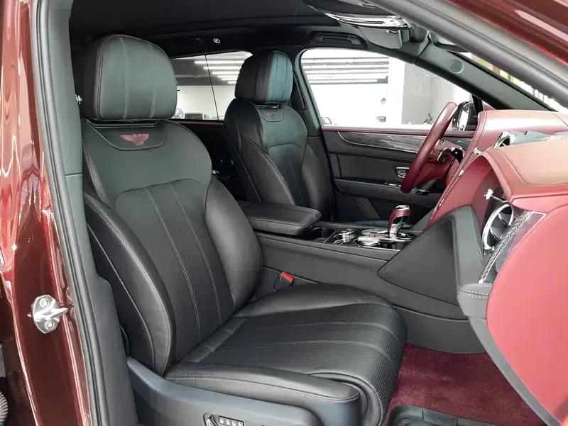 Bentayga 2018 4.0T V8 — миниатюра 22