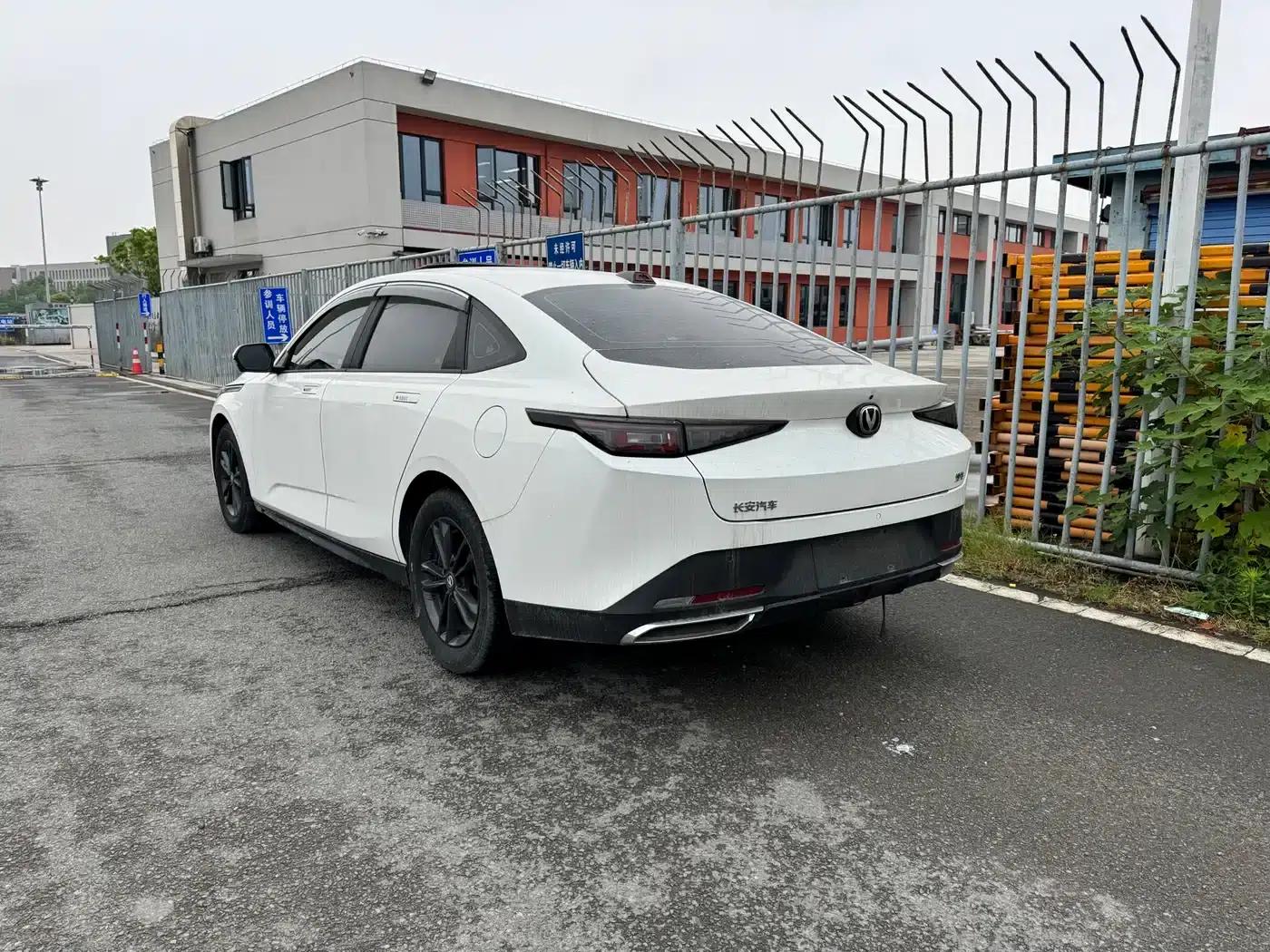 Yida 2023 Blue Whale NE 1.5T GDI DCT Enjoy Edition — миниатюра 11