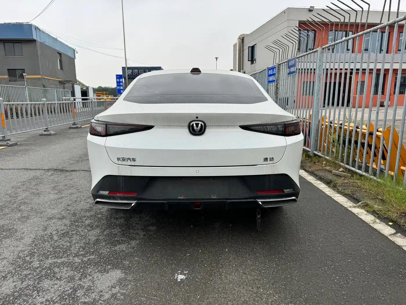 Yida 2023 Blue Whale NE 1.5T GDI DCT Enjoy Edition — миниатюра 12
