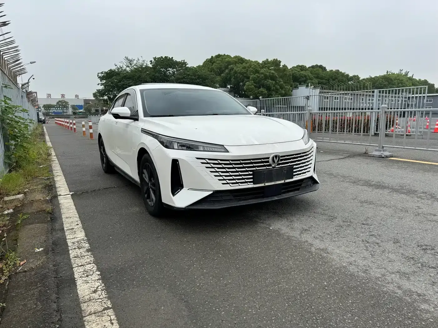 Yida 2023 Blue Whale NE 1.5T GDI DCT Enjoy Edition — миниатюра 3