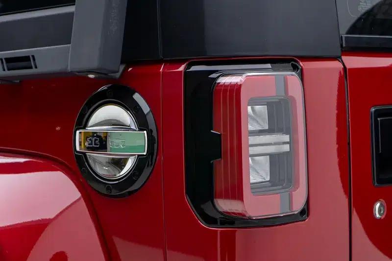 Beijing BJ40 2023 2.0T Automatic 4WD City Hunter Edition (Hero Model) — миниатюра 13