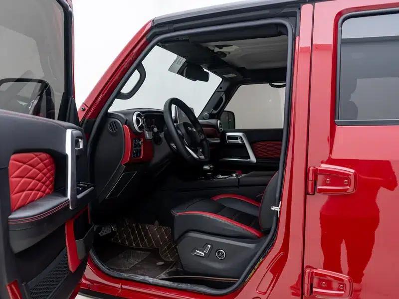 Beijing BJ40 2023 2.0T Automatic 4WD City Hunter Edition (Hero Model) — миниатюра 17